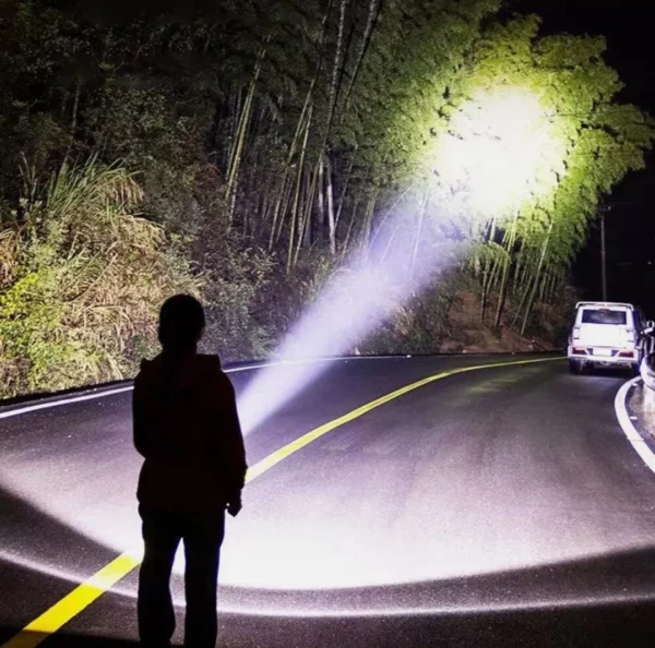 Three Eye Waterproof Mini Flashlight - Image 2